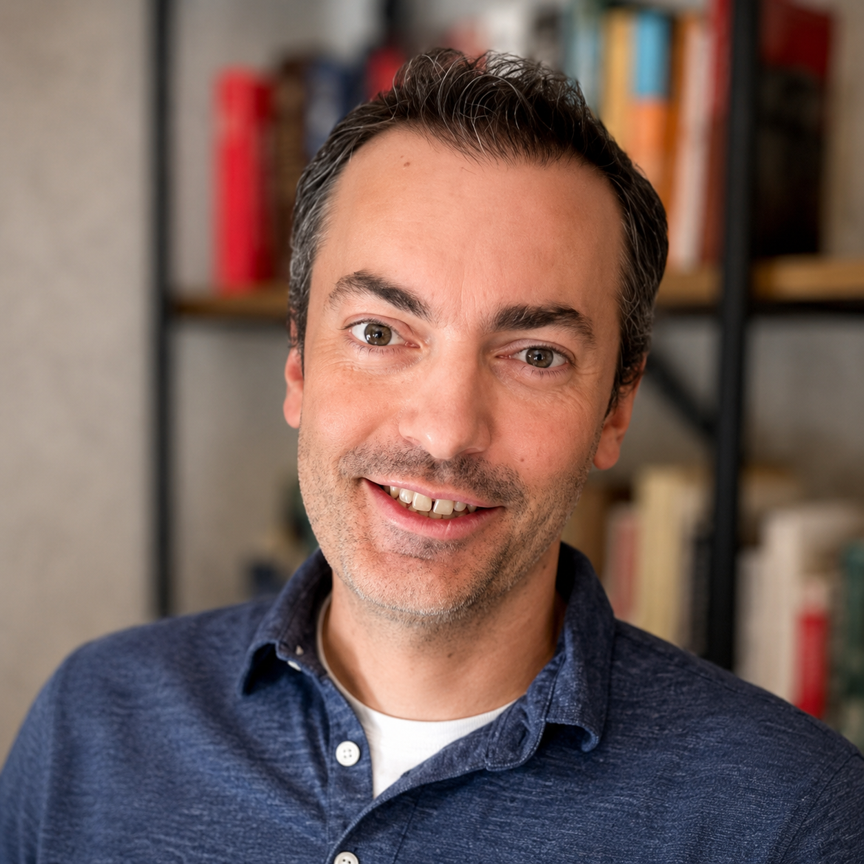 Portrait of Rob Howard, Founder of Innovating with AI